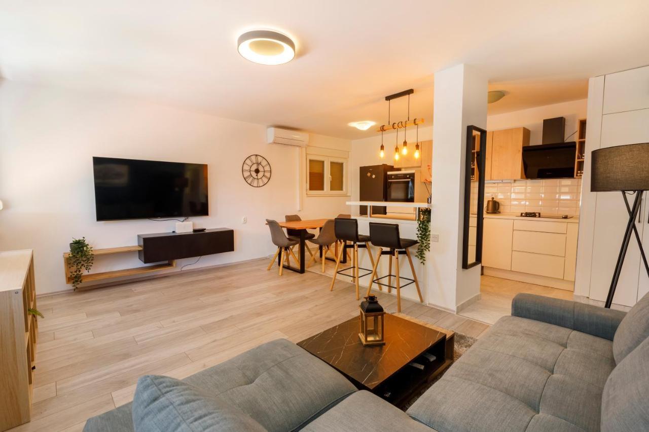 Sunny & Luxury Apartment Near City Center Split Exteriör bild